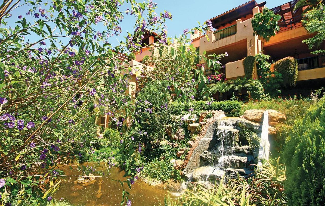 Lägenhet Beautiful Apartment In Estepona With 3 Bedrooms, Outdoor Swimming Pool And Swimming Pool