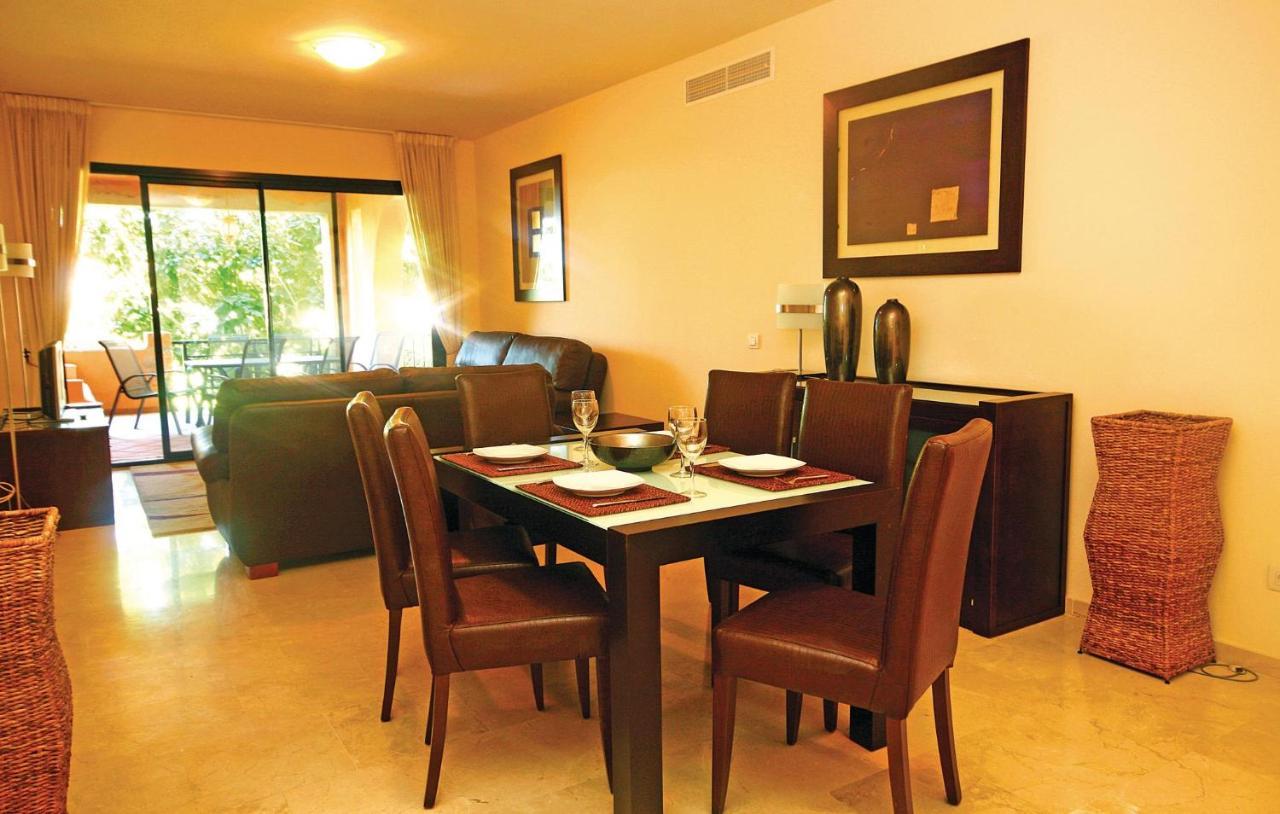 Lägenhet Beautiful Apartment In Estepona With 3 Bedrooms, Outdoor Swimming Pool And Swimming Pool Estepona