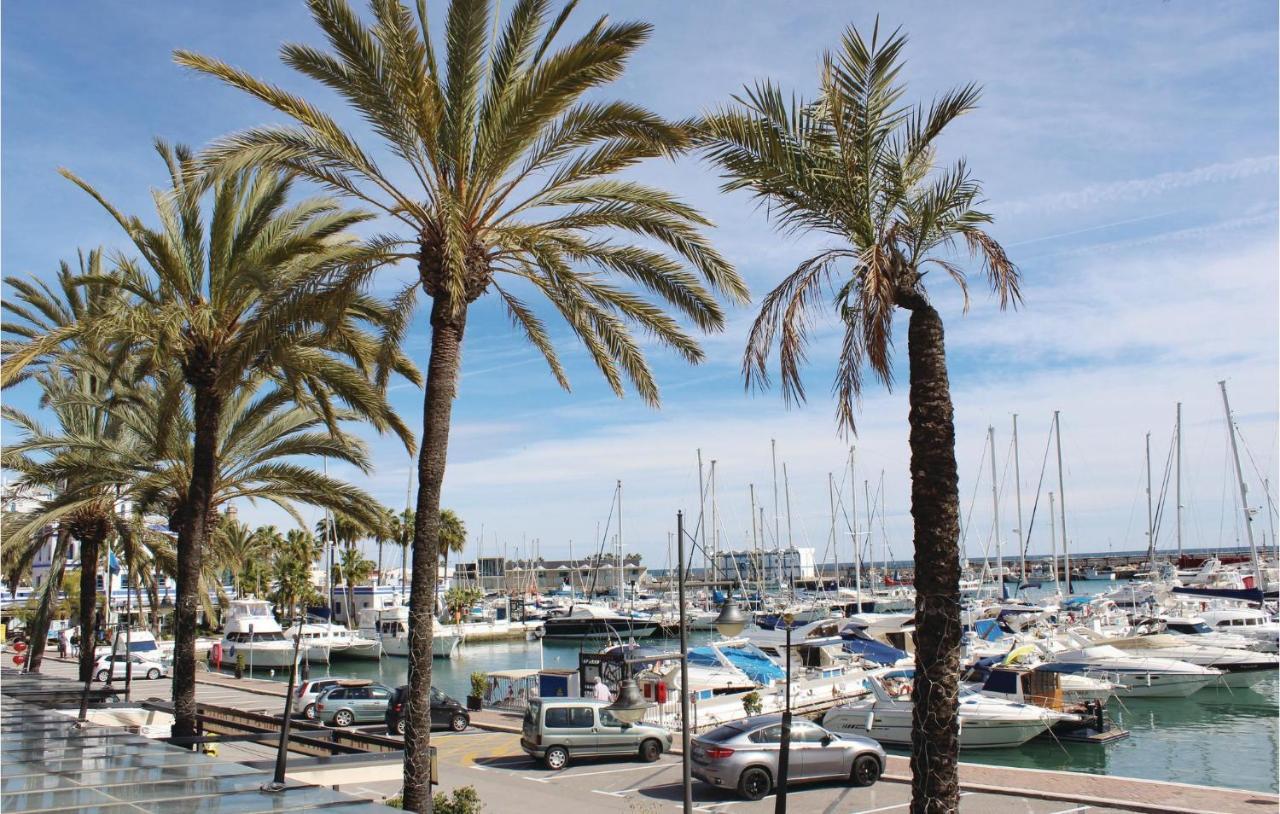 Lägenhet Beautiful Apartment In Estepona With 3 Bedrooms, Outdoor Swimming Pool And Swimming Pool *