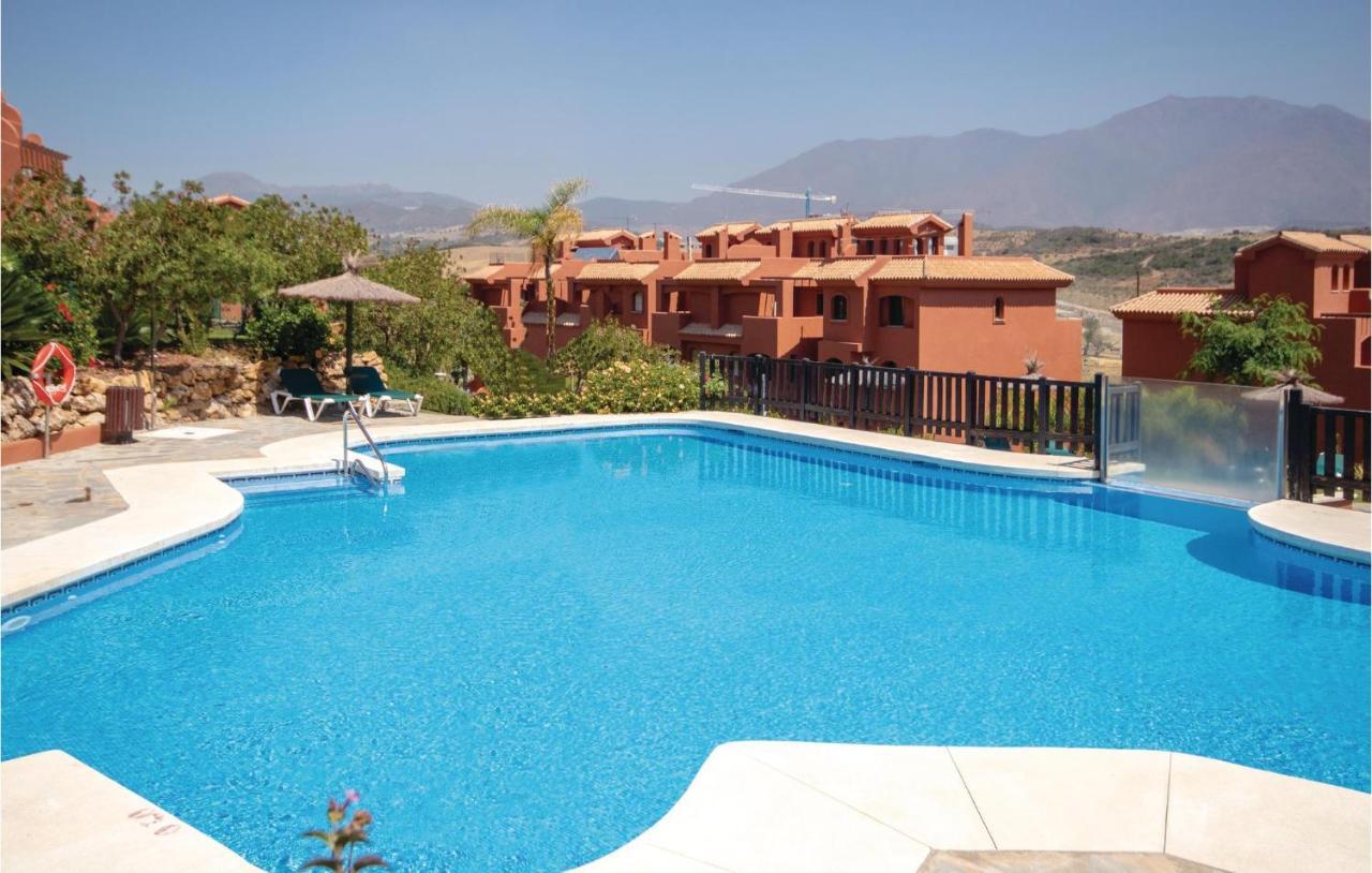 Lägenhet Beautiful Apartment In Estepona With 3 Bedrooms, Outdoor Swimming Pool And Swimming Pool *